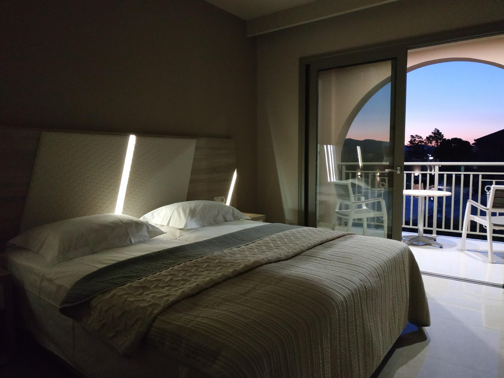 Eleni'S Garden & Castello Suites Аликанас Экстерьер фото